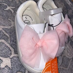 Wonder Nation White and Pink Bow Sneakers